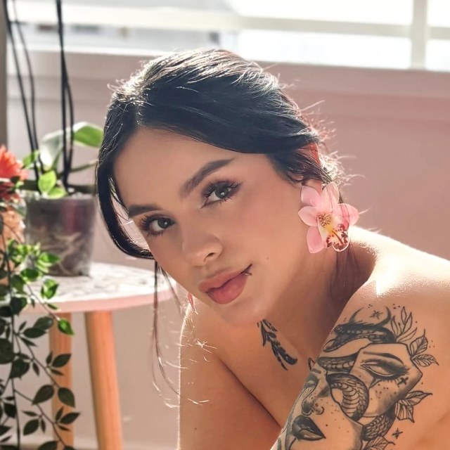 Arianna Dark